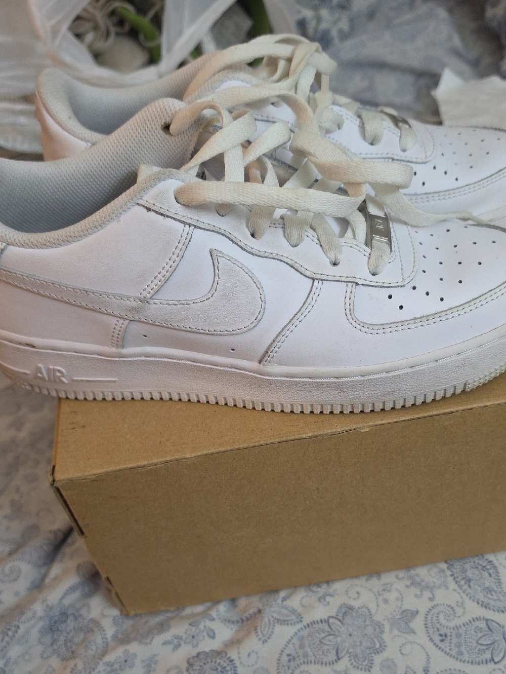 Nike White Low-Top Leather Sneakers